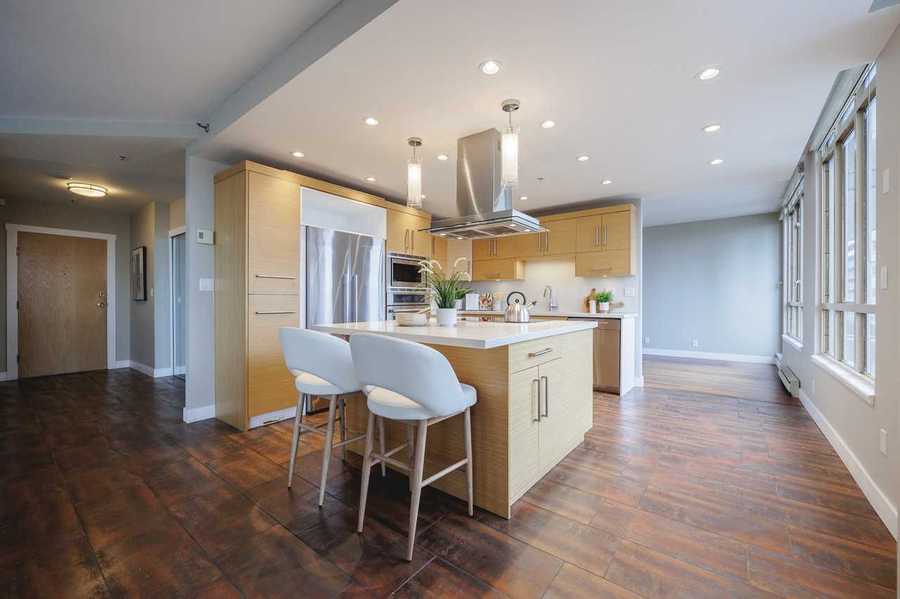 728 Farrow Street - Photo 3 of 24