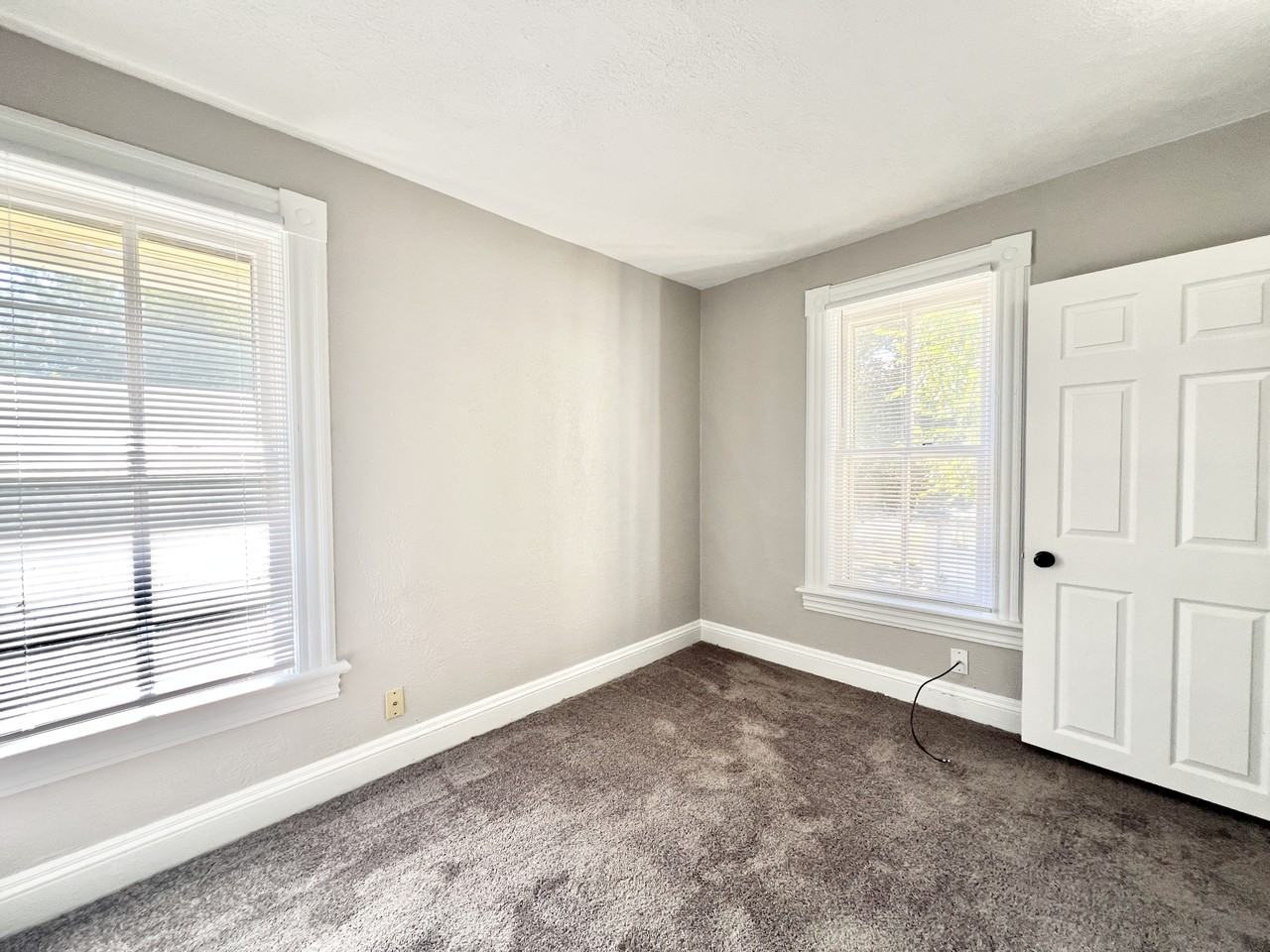 705 Euclid Ave #2 - Photo 2 of 10