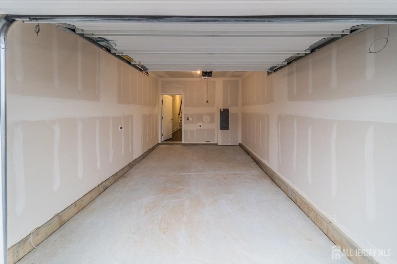 135 Stoutsburg Blvd - Photo 3 of 18