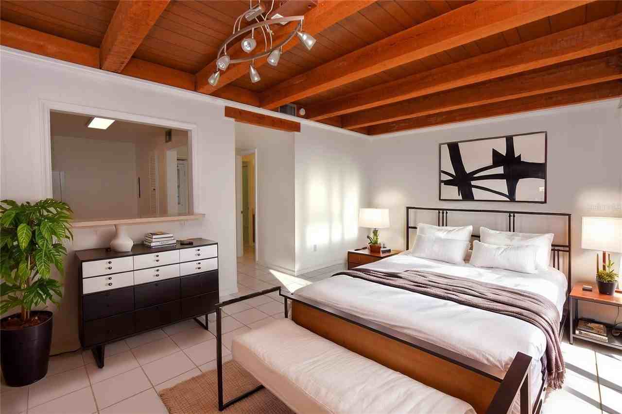 2227 9th St Se - Photo 6 of 18