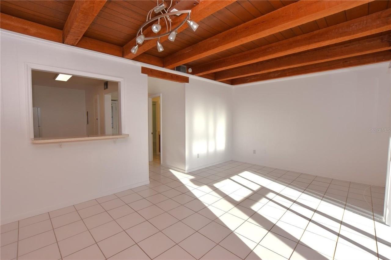 2227 9th St Se - Photo 7 of 18