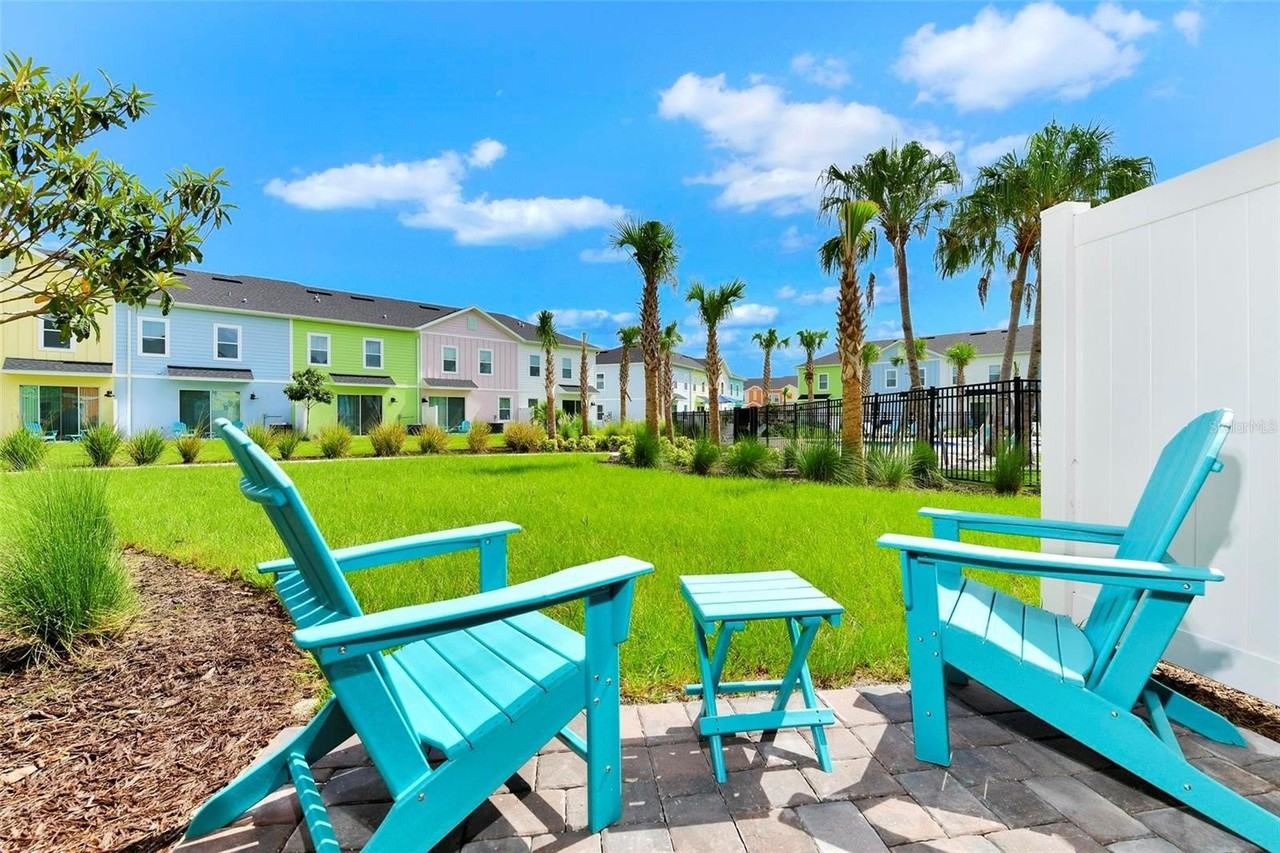 8143 Coconut Pl - Photo 2 of 50