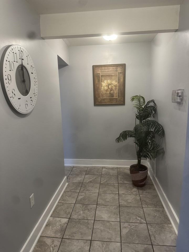 Booker Ave - Photo 5 of 9