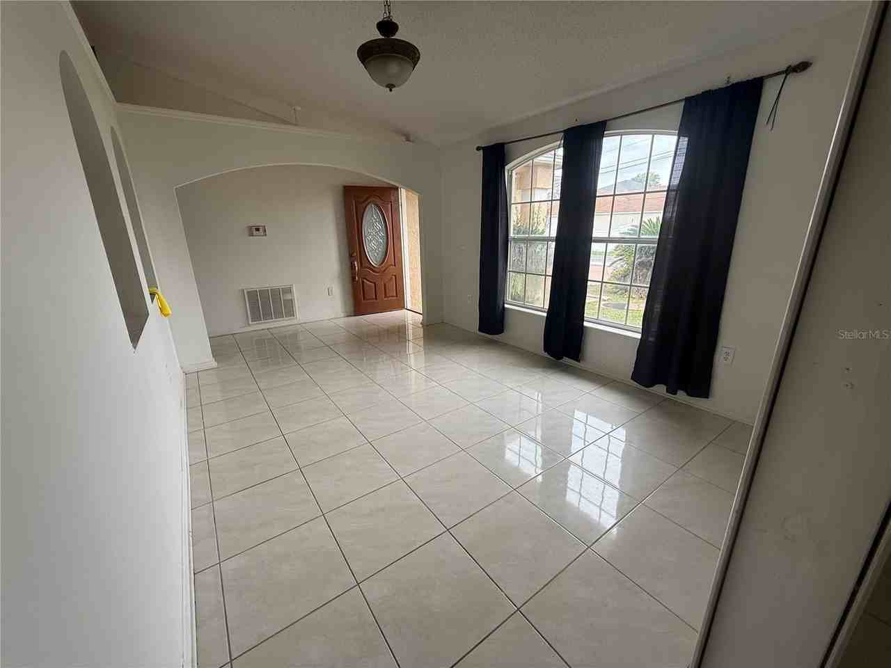 330 Baccarat Ct - Photo 3 of 38