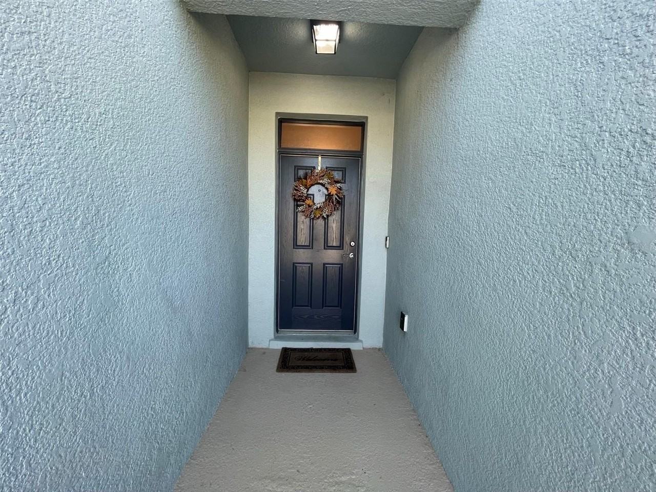 17821 Garsalaso Cir - Photo 2 of 26