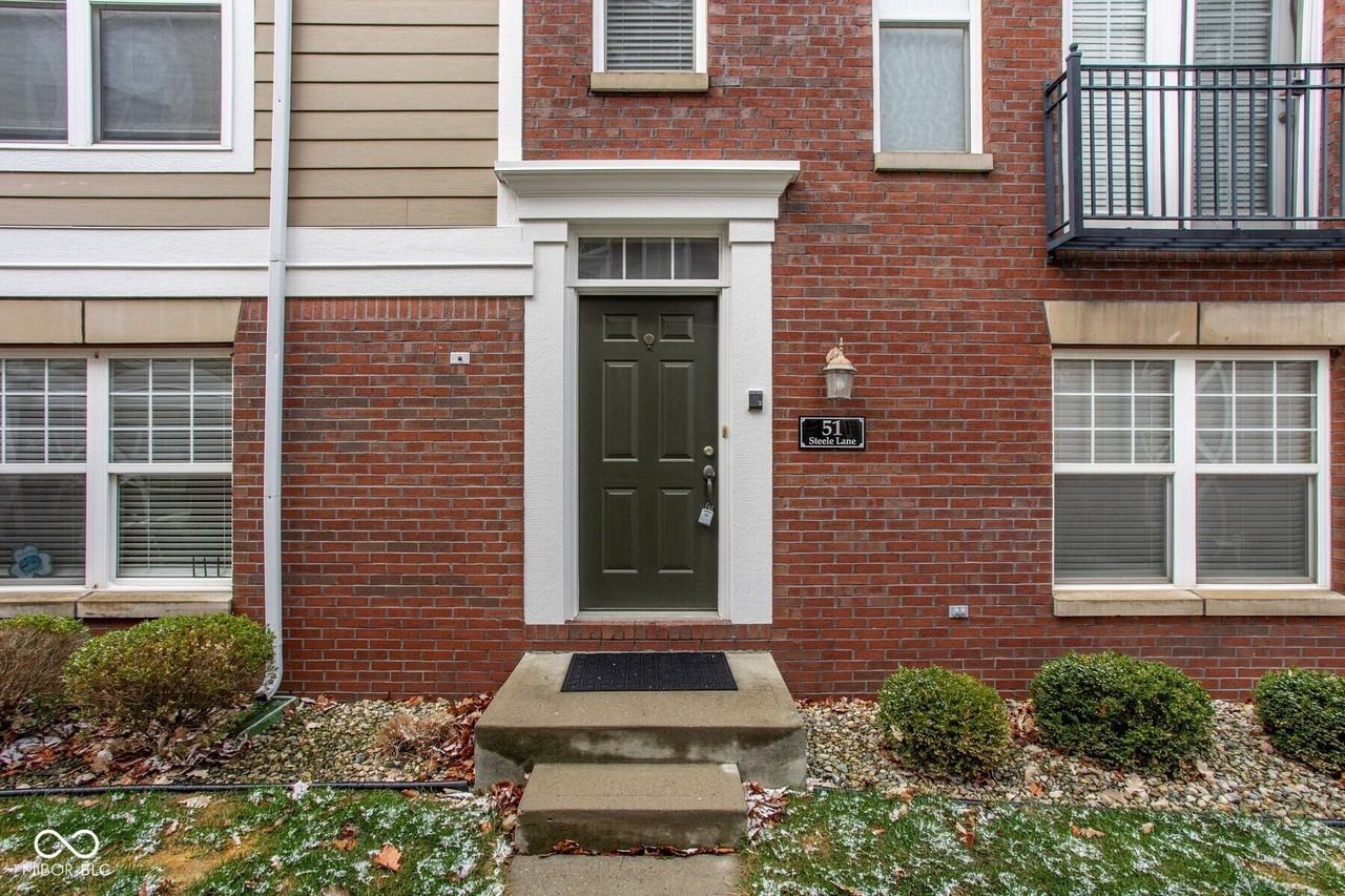 51 Steele Ln - Photo 3 of 27