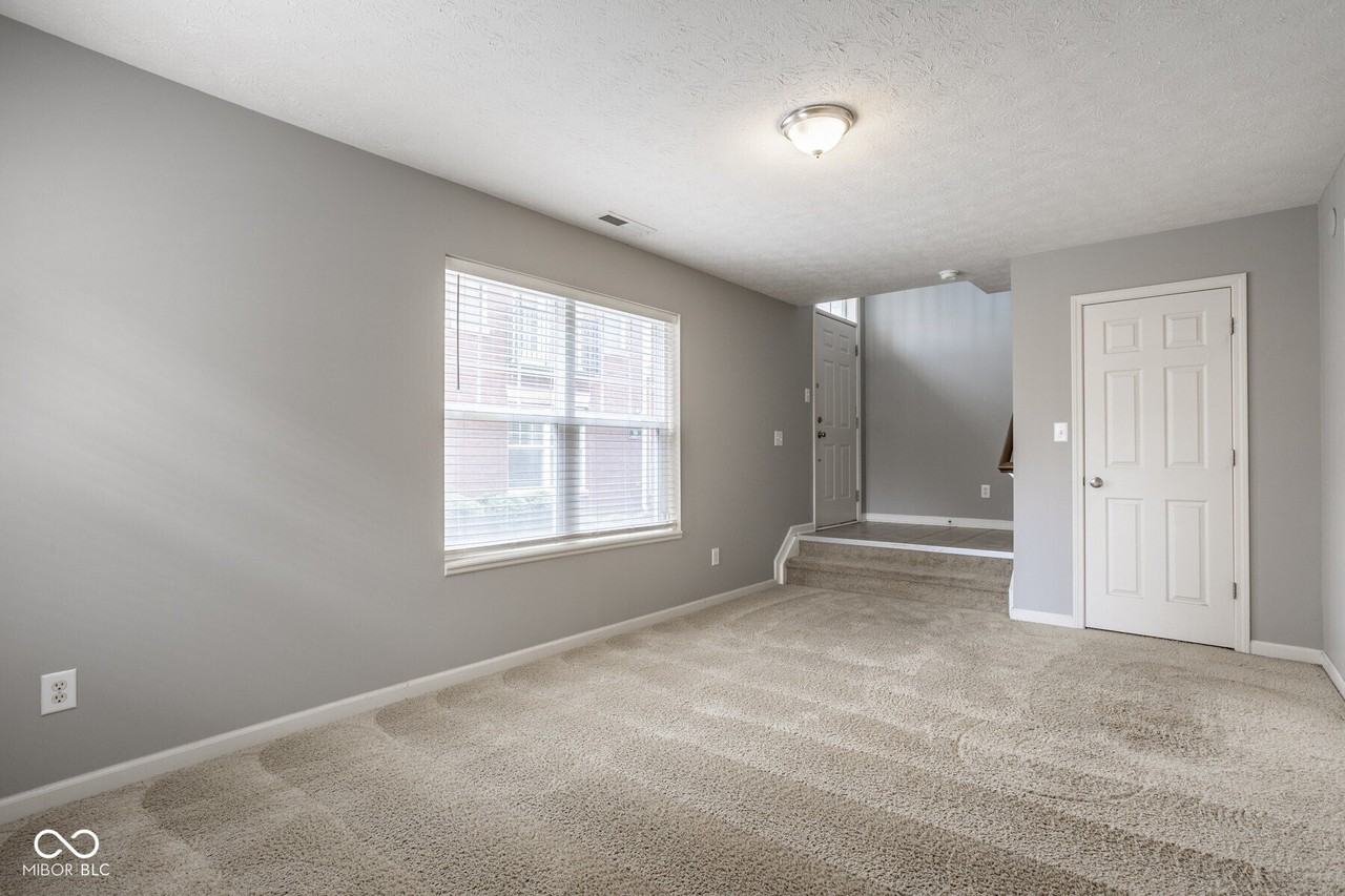 51 Steele Ln - Photo 7 of 27