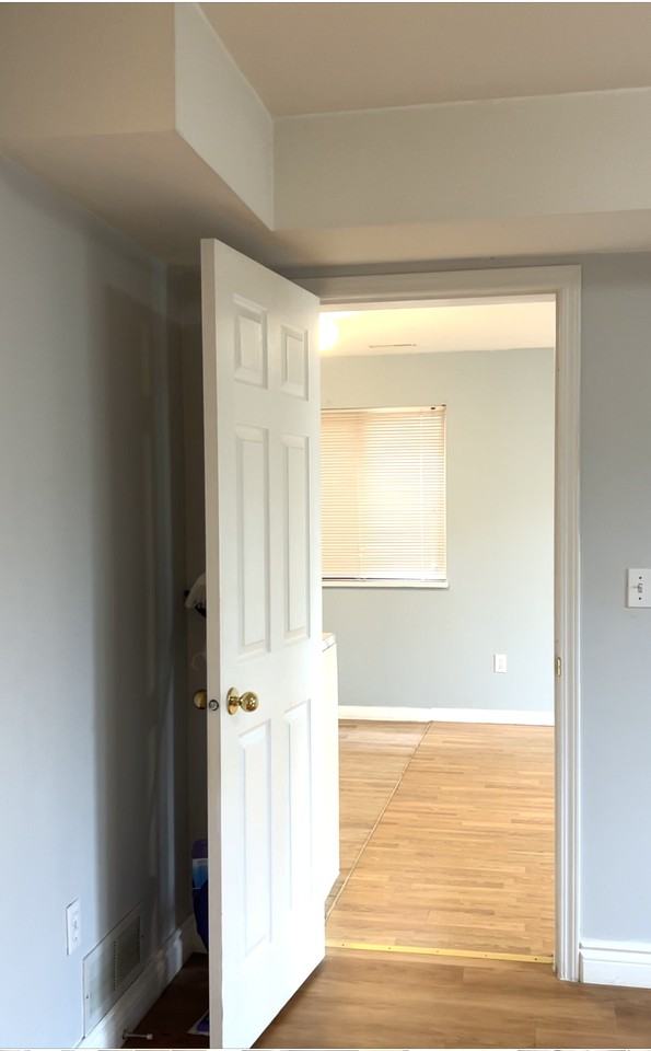 3173 Jervis Street - Photo 7 of 9