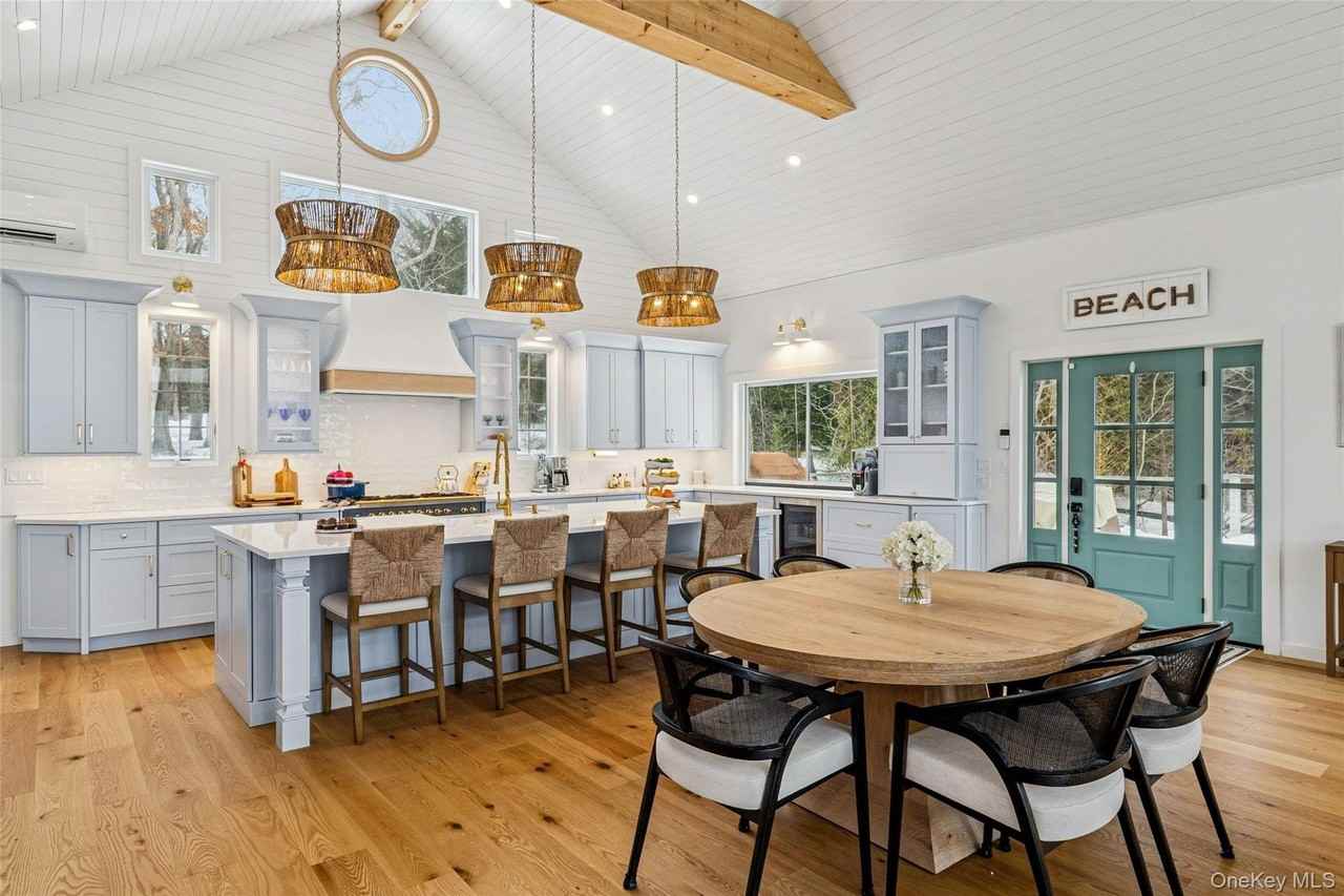80 Louse Point Rd - Photo 6 of 19