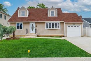 3883 Franklin Ave - Photo 1 of 1