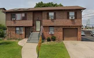 featured image of 3 Midwood Ave