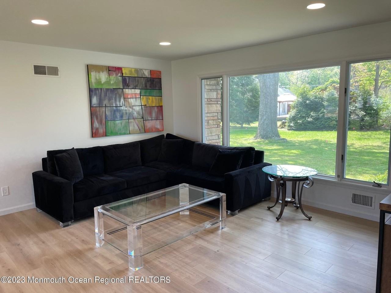 12 Greenbrier Rd - Photo 2 of 16