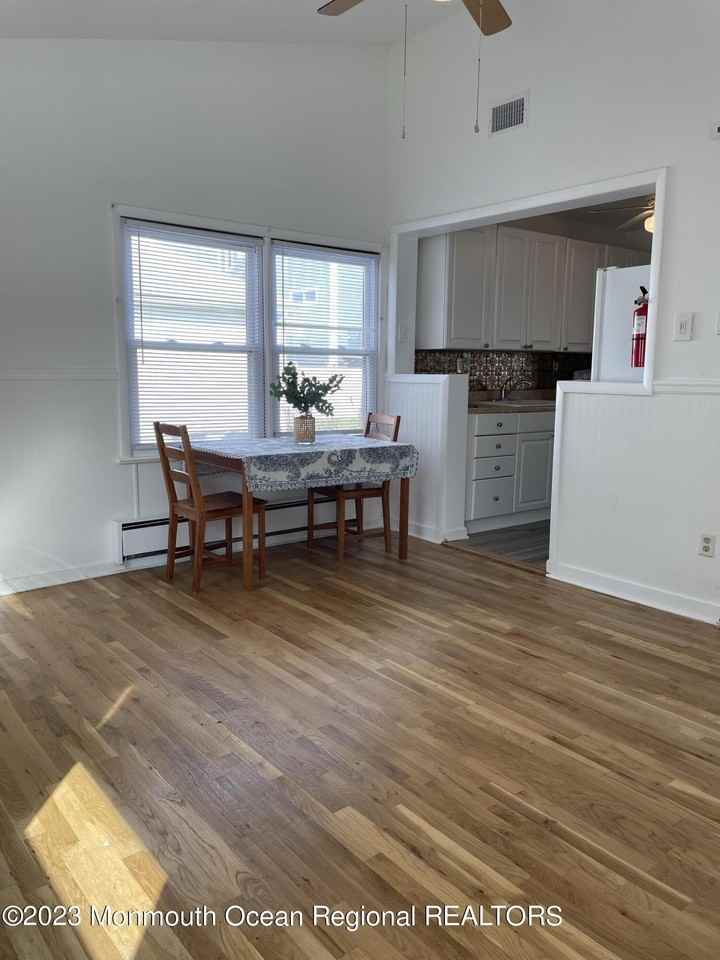 237 Seabreeze Ave Unit A - Photo 2 of 21