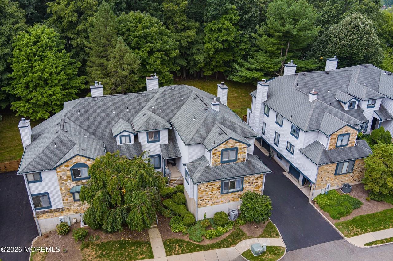 70 Overlook Dr - Photo 7 of 39