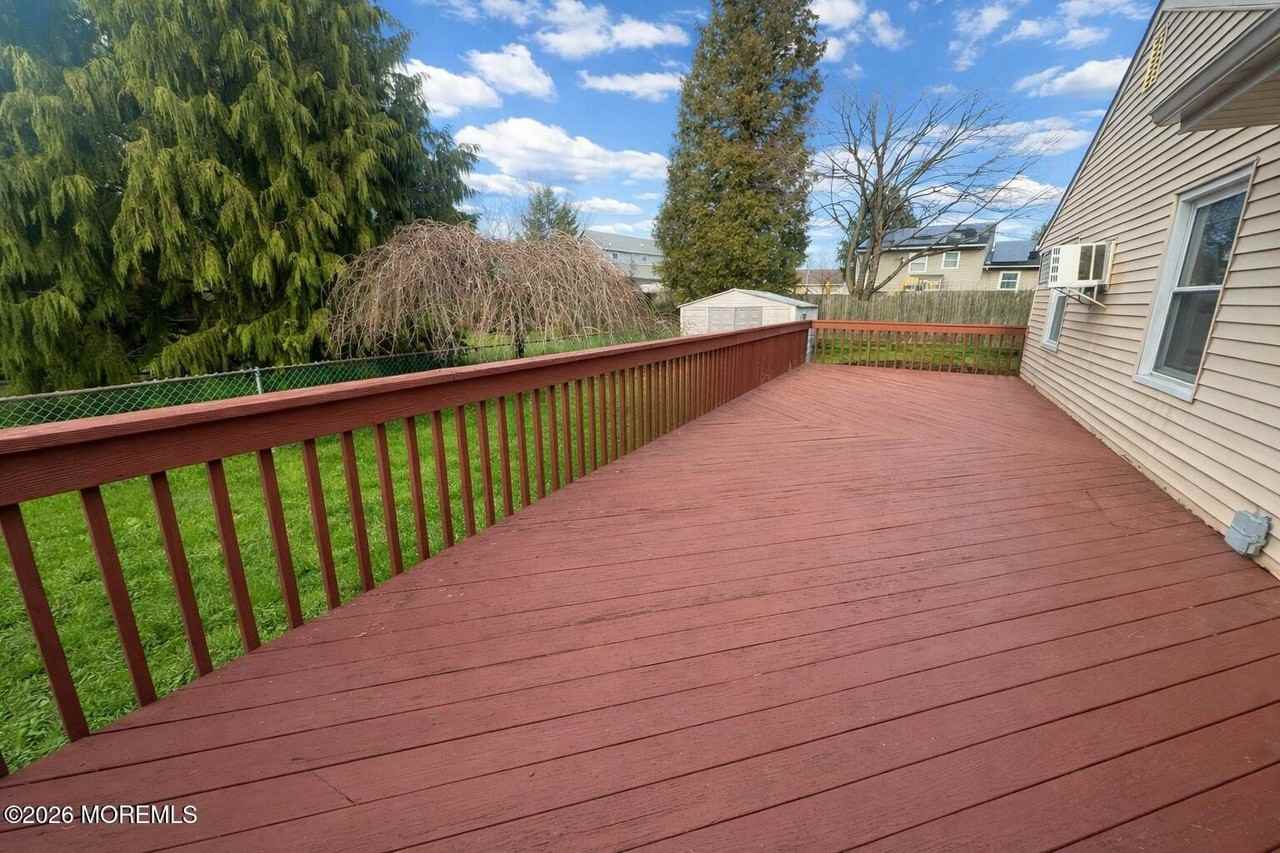 1 Peachtree Rd - Photo 2 of 14