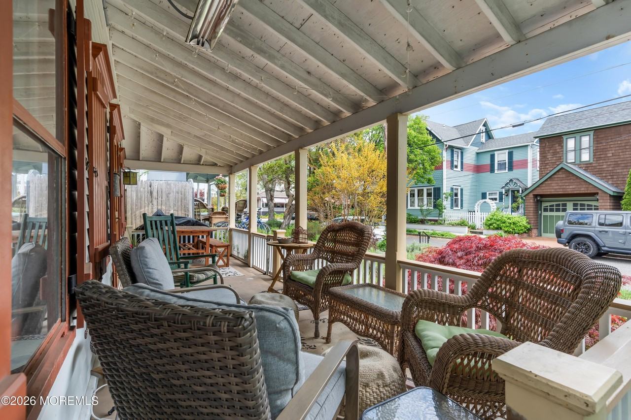 119 Pilgrim Pathway - Photo 3 of 26