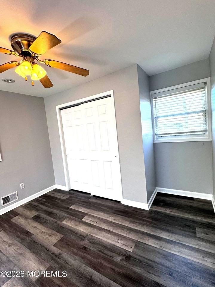 39 Harborage Ave - Photo 7 of 16