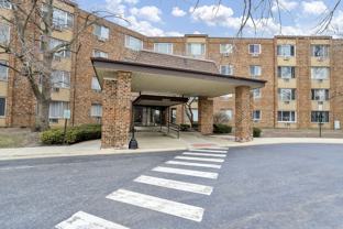 1880 Bonnie Ln Apt 414 - Photo 1 of 1