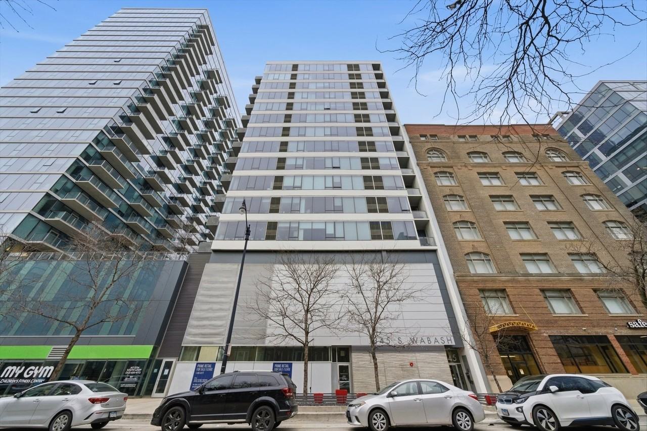 1345 S Wabash Ave Unit 1607 - Photo 2 of 17