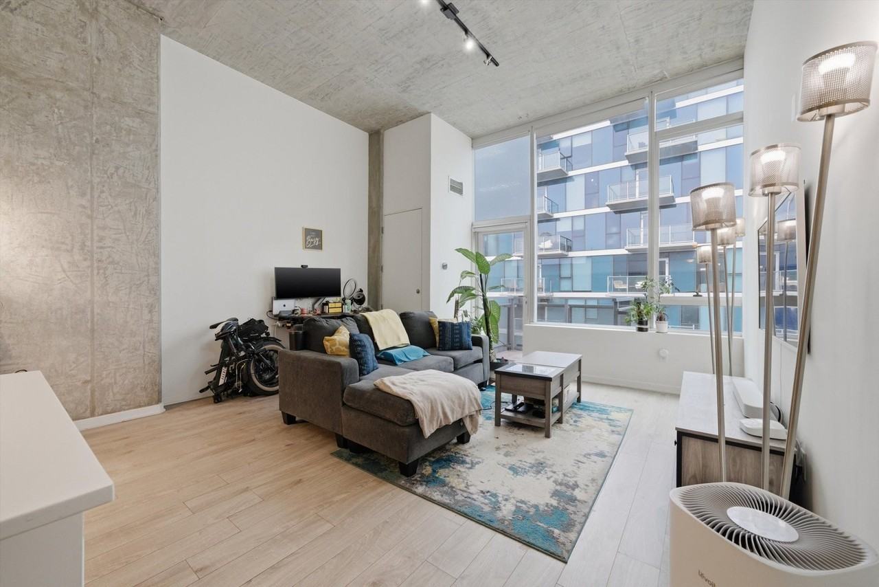 1345 S Wabash Ave Unit 1607 - Photo 3 of 17