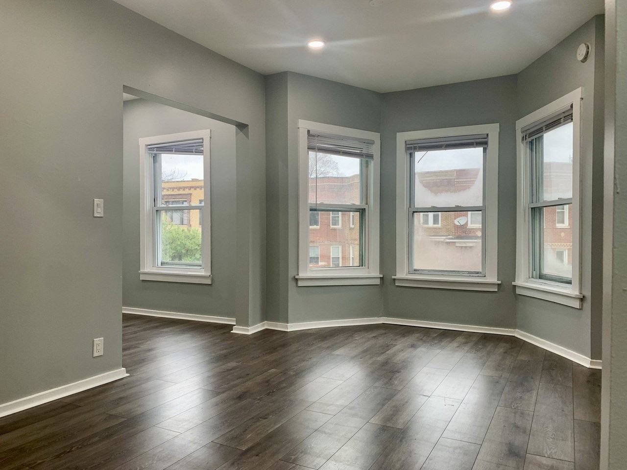 3547 W Diversey Ave Apt 2 - Photo 2 of 17