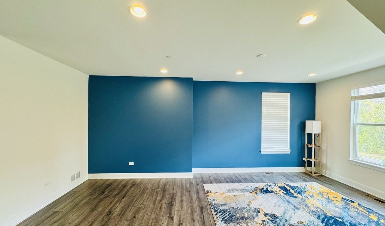 29W710 Cambridge Ct - Photo 5 of 26