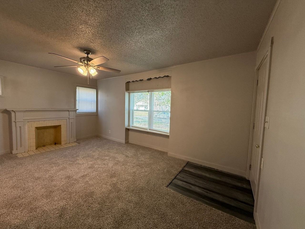 1169 Live Oak St - Photo 4 of 11