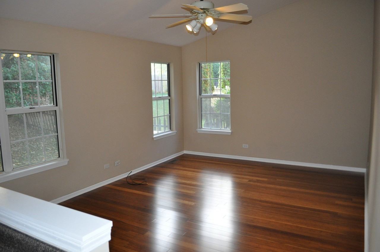 15 Whispering Dr - Photo 7 of 23