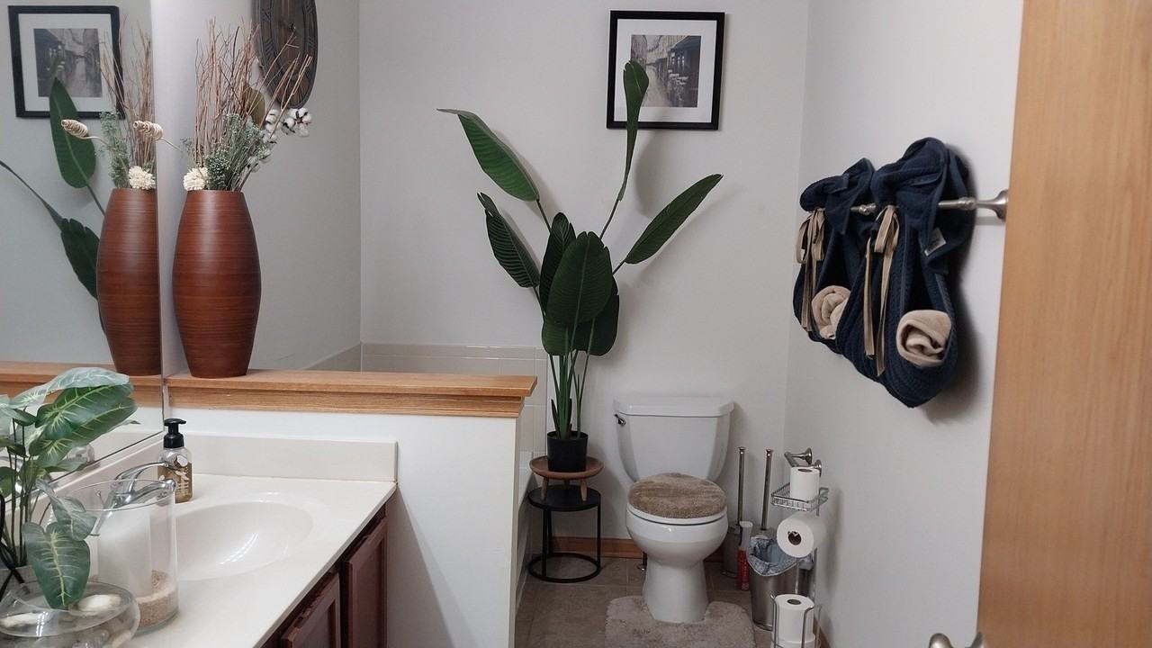 12745 W Wakefield Dr Unit 12745 - Photo 7 of 23