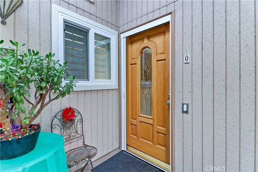 881 Via Mendoza #O - Photo 7 of 47