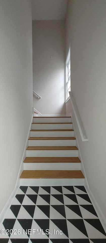 2149 Saint Johns Ave - Photo 4 of 16