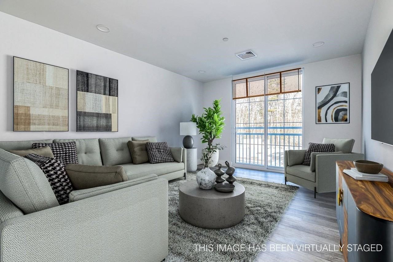 7 Hannaford Dr - Photo 2 of 23