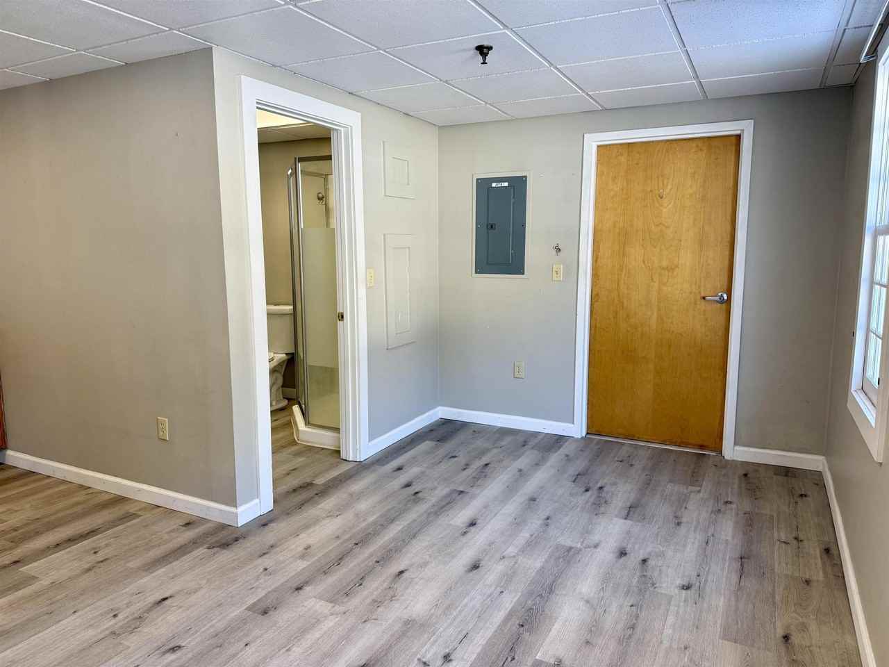 4 Commerce St - Photo 5 of 9