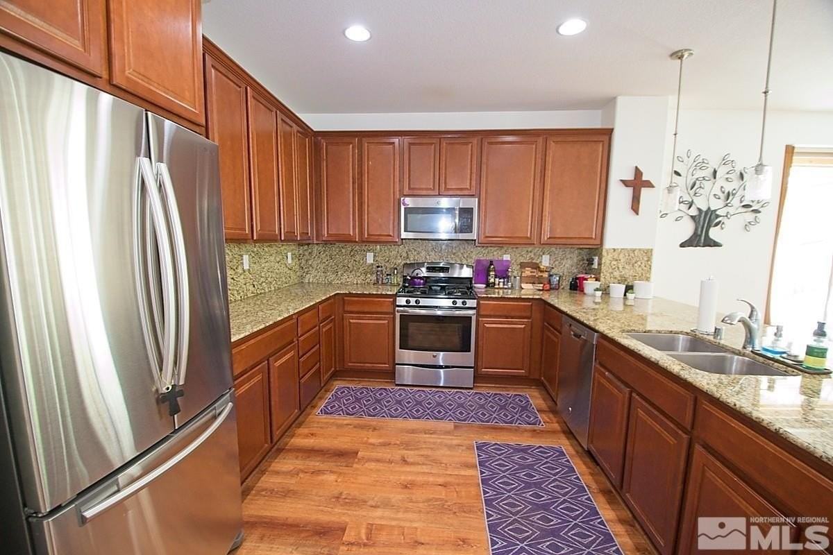 1051 Bogie Ct - Photo 5 of 15