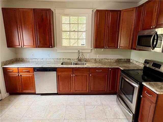 1116 Napoleon Ave - Photo 7 of 14