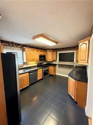 1549 Spanish Oaks Dr - Photo 4 of 13