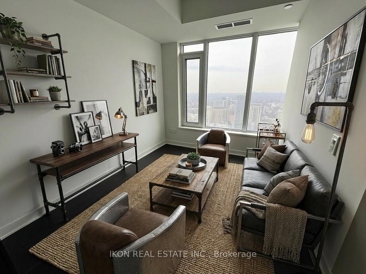 11 Yorkville Avenue - Photo 2 of 9