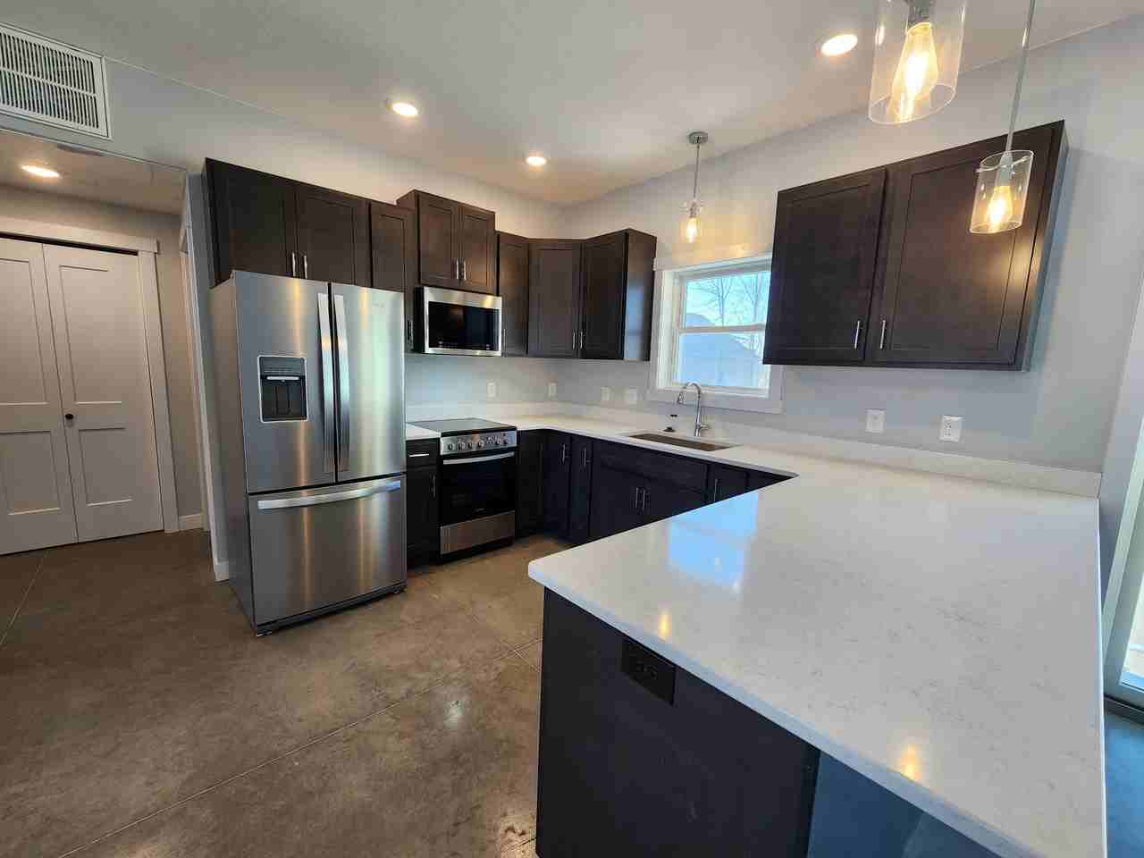 1309 3rd St Nw #1 - Photo 3 of 17