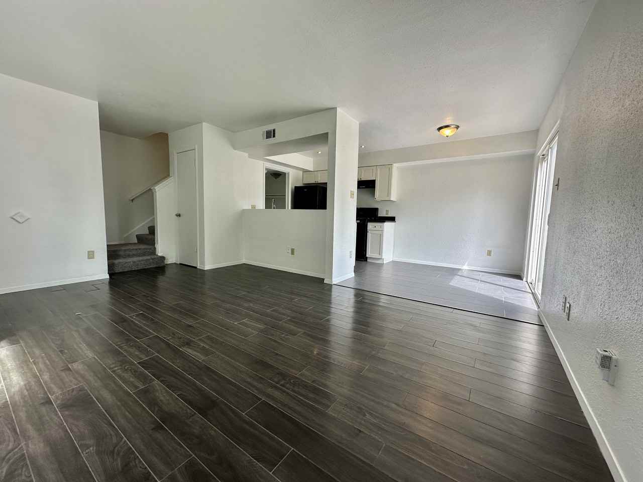 6003 Cougar Dr #B - Photo 2 of 13