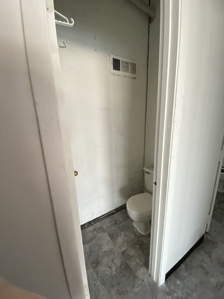 3214 Ferndale Dr - Photo 3 of 6