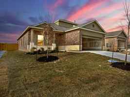 featured image of 18434 Stevie Ray Dr