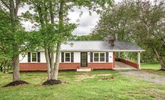 featured image of 19359 Woodland Hills Rd