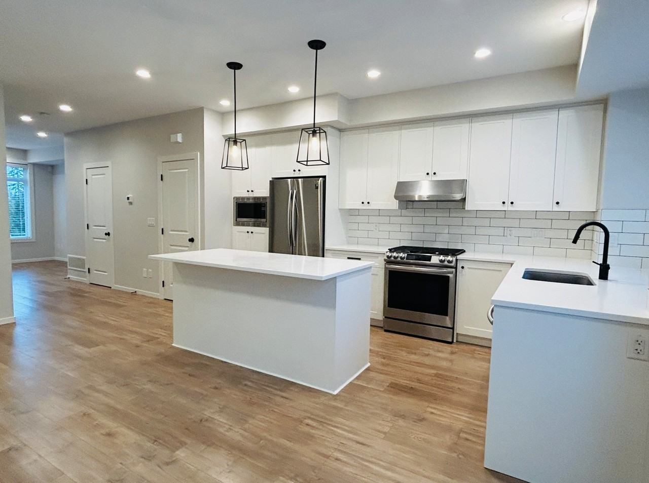 17557 100 Avenue #1X - Photo 2 of 23