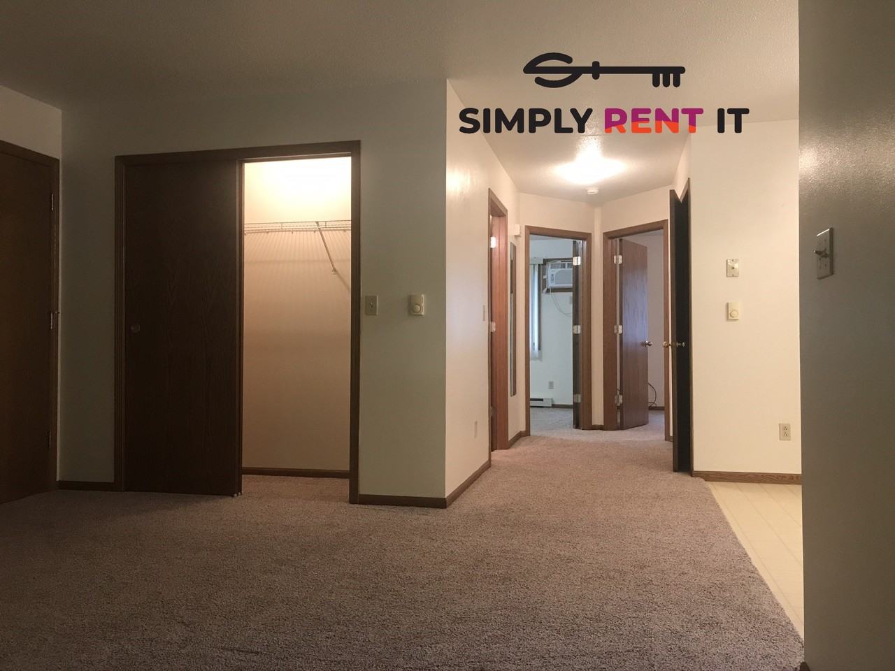 625 4th St - Photo 4 of 15