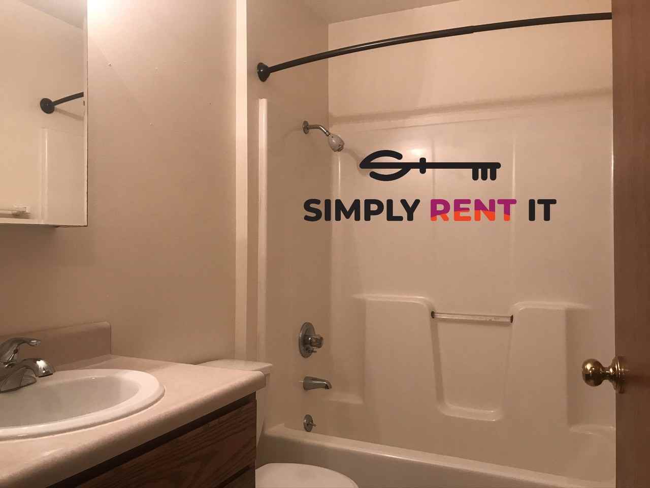 625 4th St - Photo 5 of 15