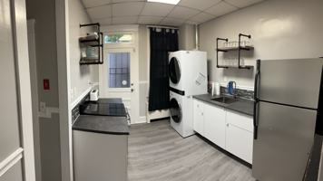 featured image of 120 S Liberty St #LOFT2