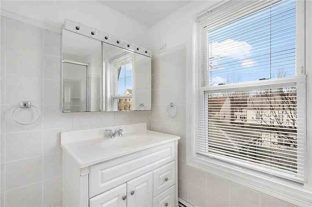 71 Marion Ave N #1A1C - Photo 3 of 12