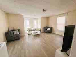 featured image of 348 Walker St #R4