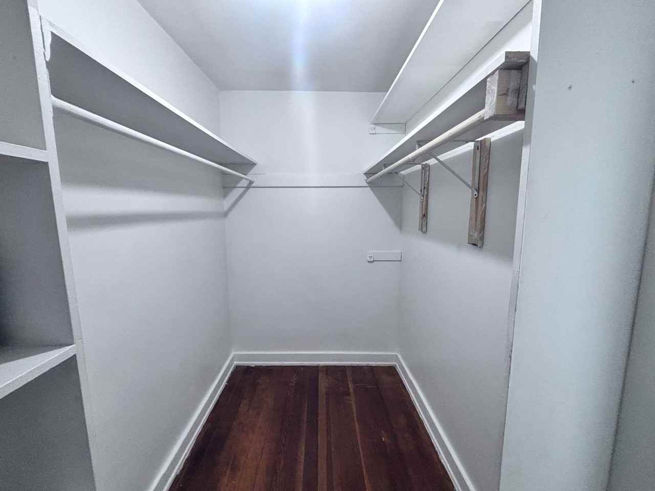 4406 S 38th St - Photo 7 of 17