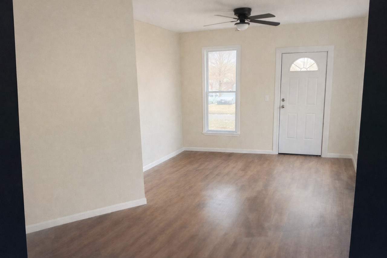 525 Baltimore St #2 - Photo 3 of 21